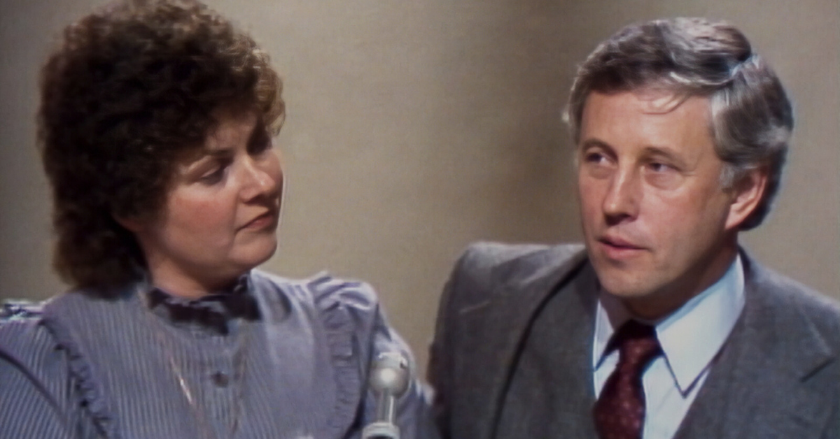 Michelle Smith and Larry Pazder on a 1980s talk show promoting their book, Michelle Remembers (1980) in Satan Wants You (2023).